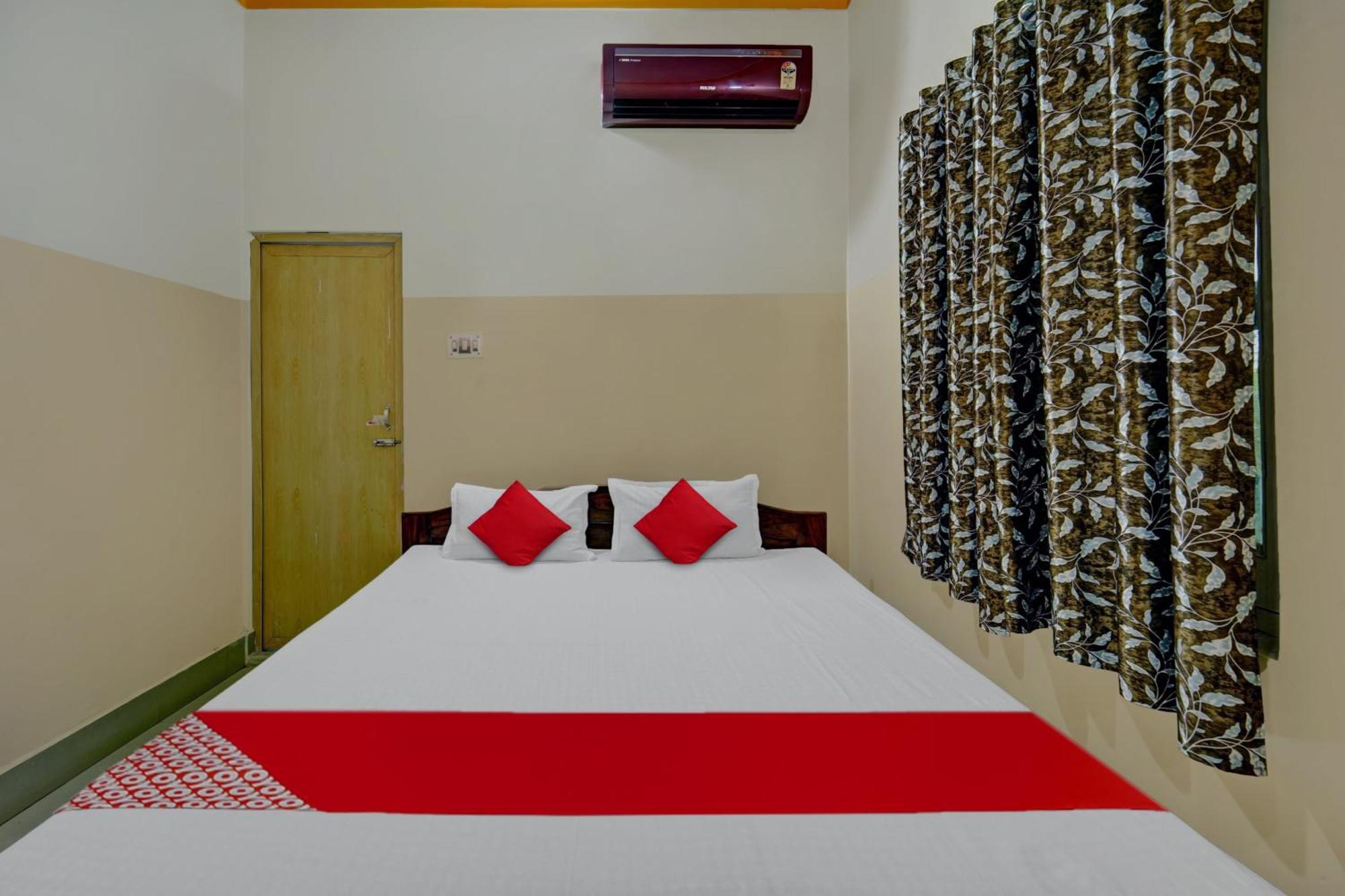 Hotel Shiv Tripti And Banquet Hall Deoghar Exterior photo